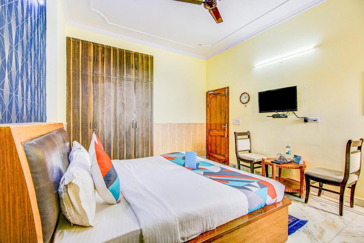 Fabexpress Royal Ashray Hotell Noida Eksteriør bilde
